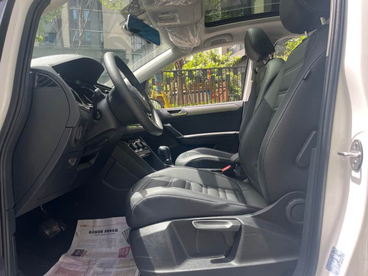 大眾 途安  2022款 途安L 280TSI DSG舒適版 7座圖片