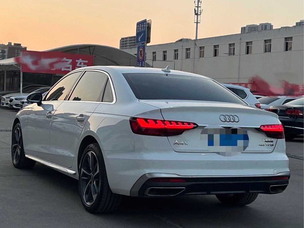 奧迪 奧迪A4L  2022款 40 TFSI 時尚動感型圖片