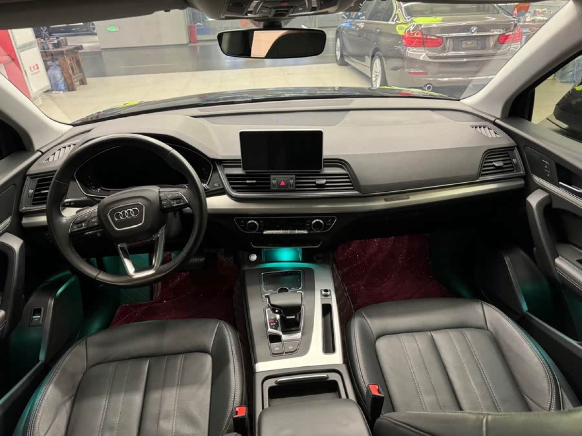 奧迪 奧迪Q5L  2020款 改款 40 TFSI 榮享時(shí)尚型圖片