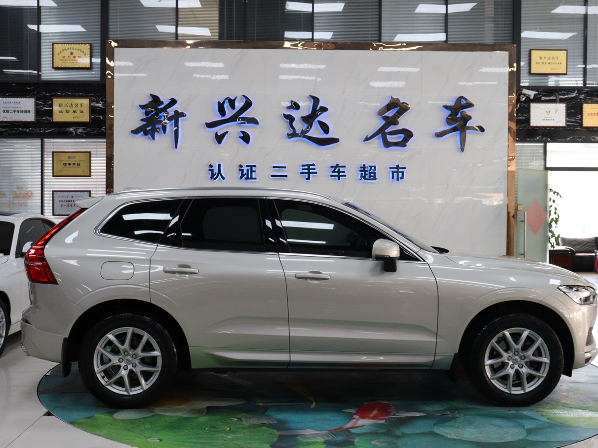 沃爾沃 XC60  2019款  T5 四驅(qū)智逸版 國VI圖片