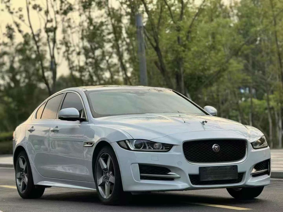 2017年1月捷豹 XE  2017款 2.0T 240PS R-Sport