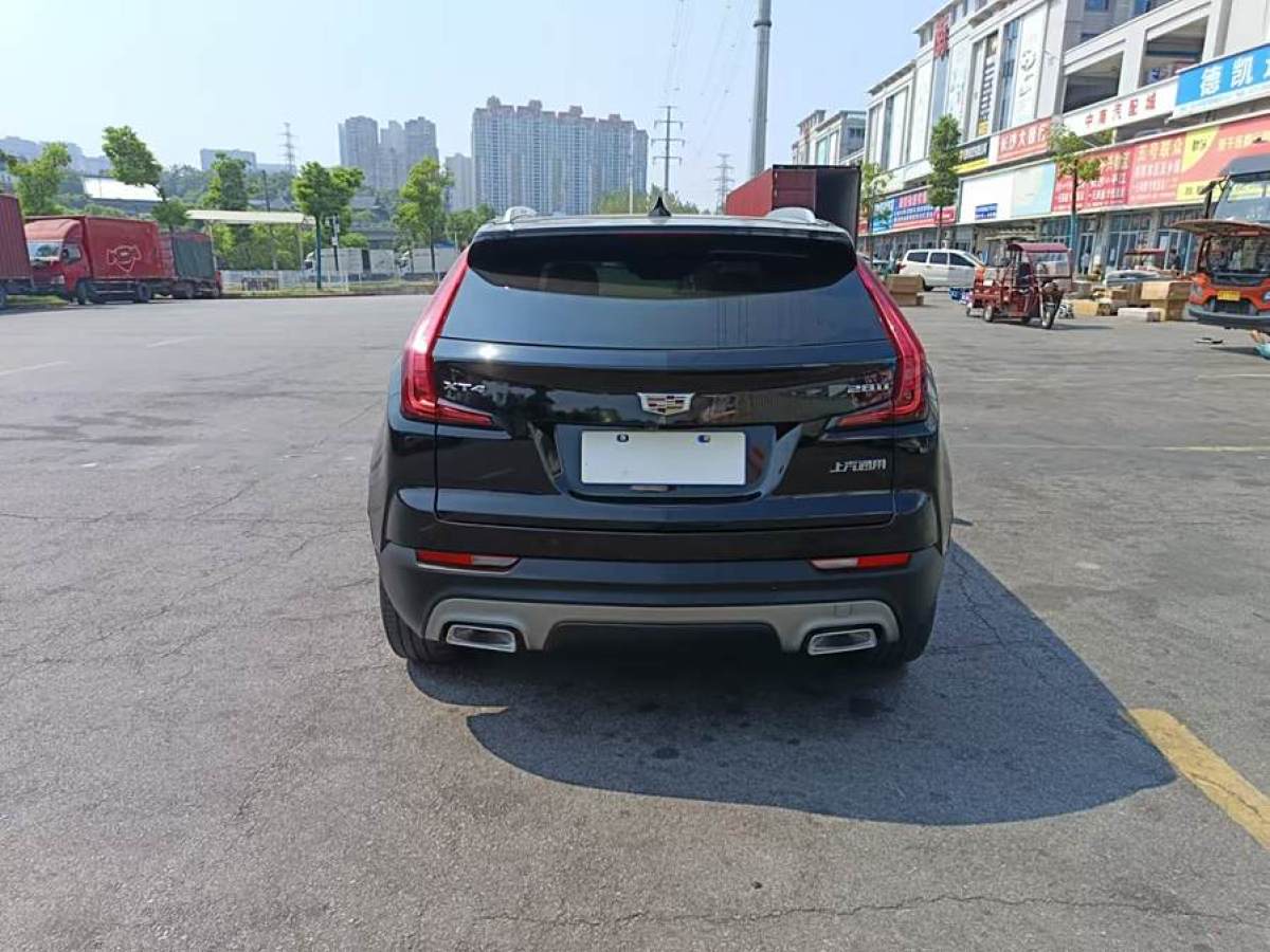 凱迪拉克 XT4  2018款 28T 兩驅(qū)領(lǐng)先型圖片