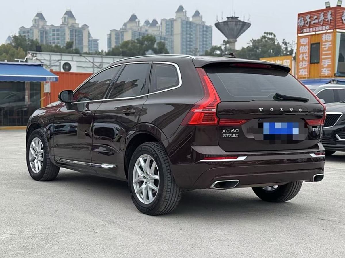 沃爾沃 XC60  2020款 T5 四驅(qū)智逸豪華版圖片