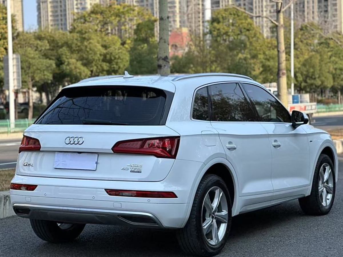 2019年4月奧迪 奧迪Q5L  2018款  40 TFSI 榮享進(jìn)取型 國(guó)VI