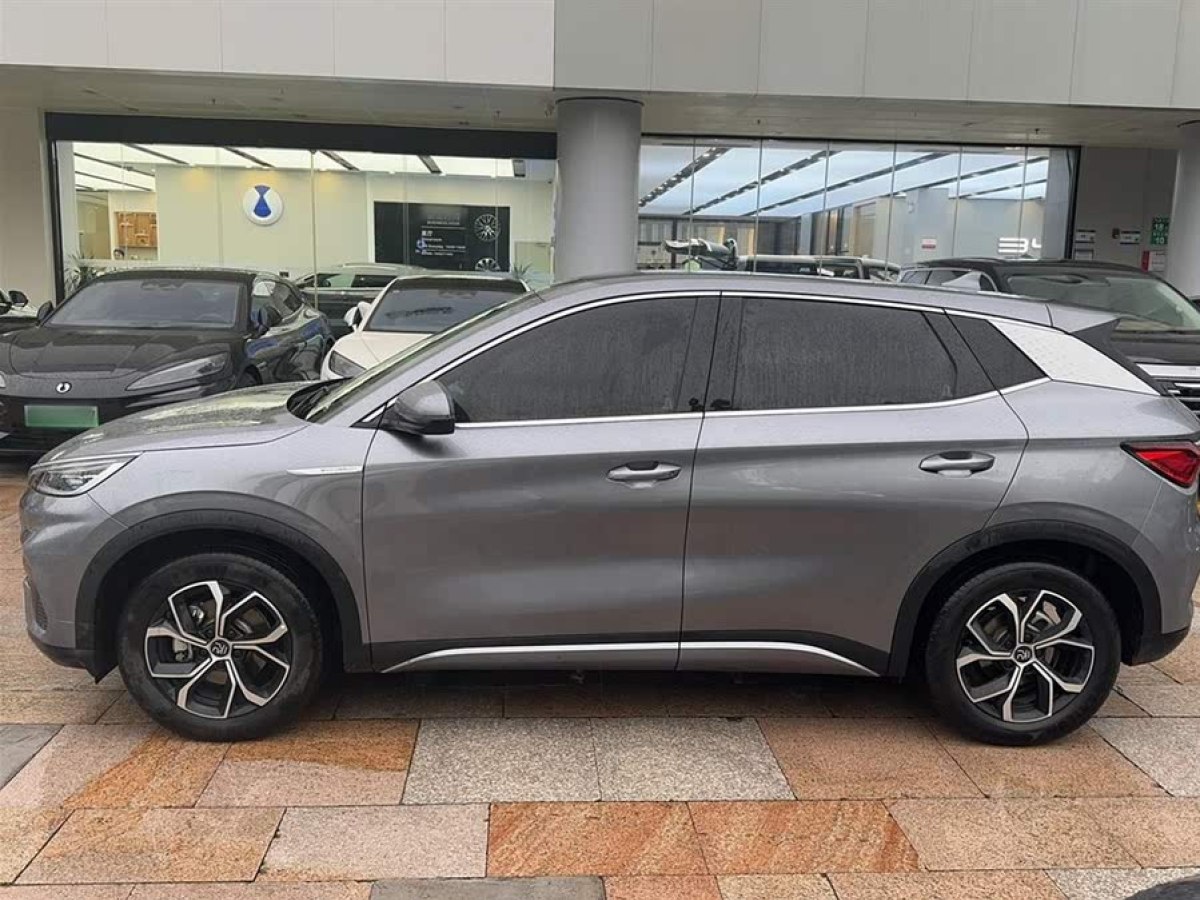 比亞迪 元PLUS  2024款 榮耀版 510KM 領(lǐng)先型圖片