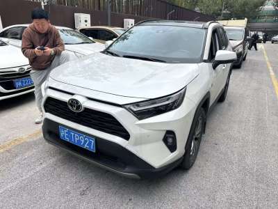 2024年1月 豐田 RAV4榮放 2.0L CVT兩驅(qū)風(fēng)尚Plus版圖片