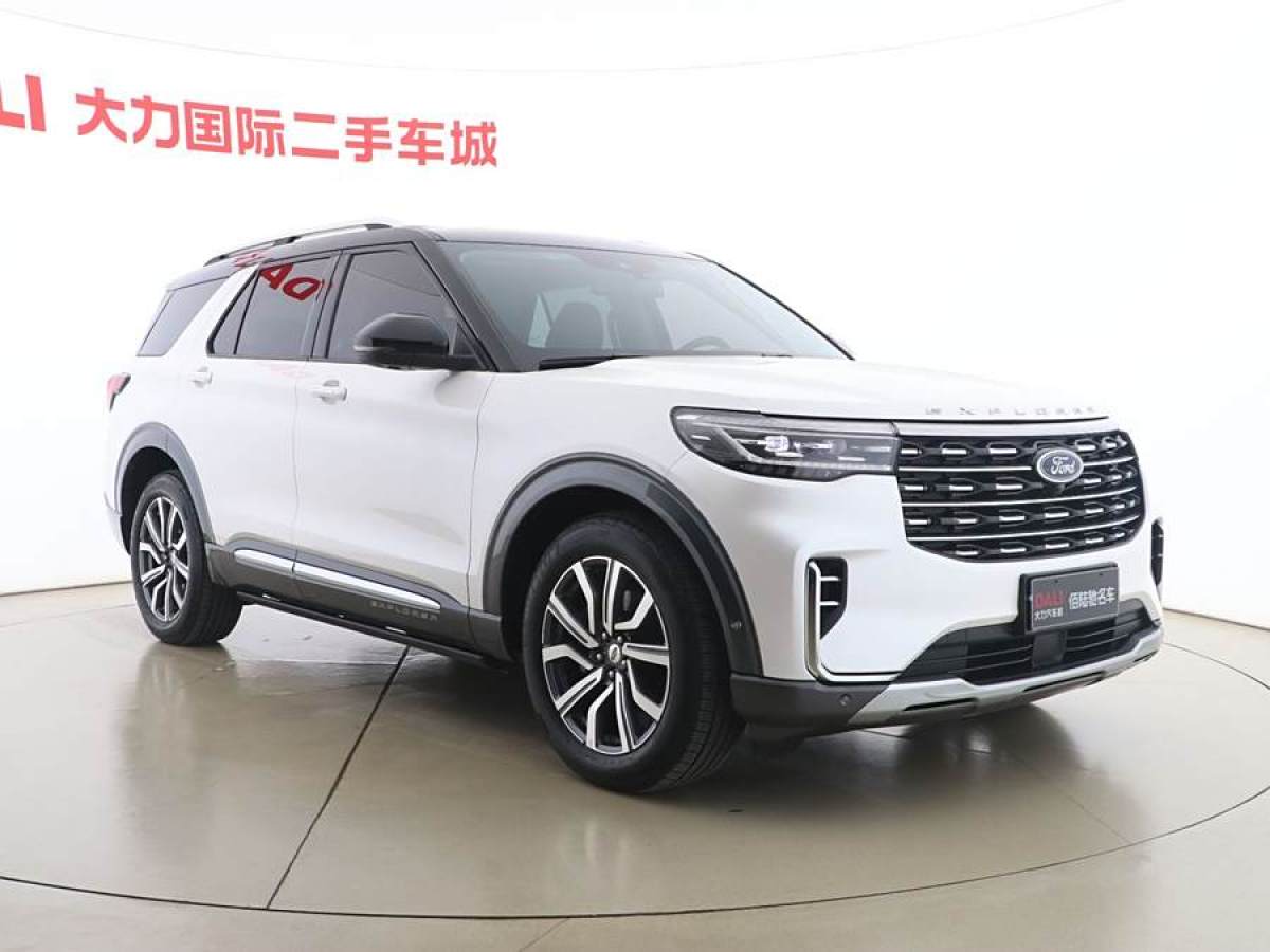 福特 探險(xiǎn)者  2023款 EcoBoost 285 四驅(qū)鈦金版 7座圖片