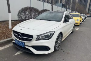 奔驰CLA级 奔驰 CLA 220 4MATIC