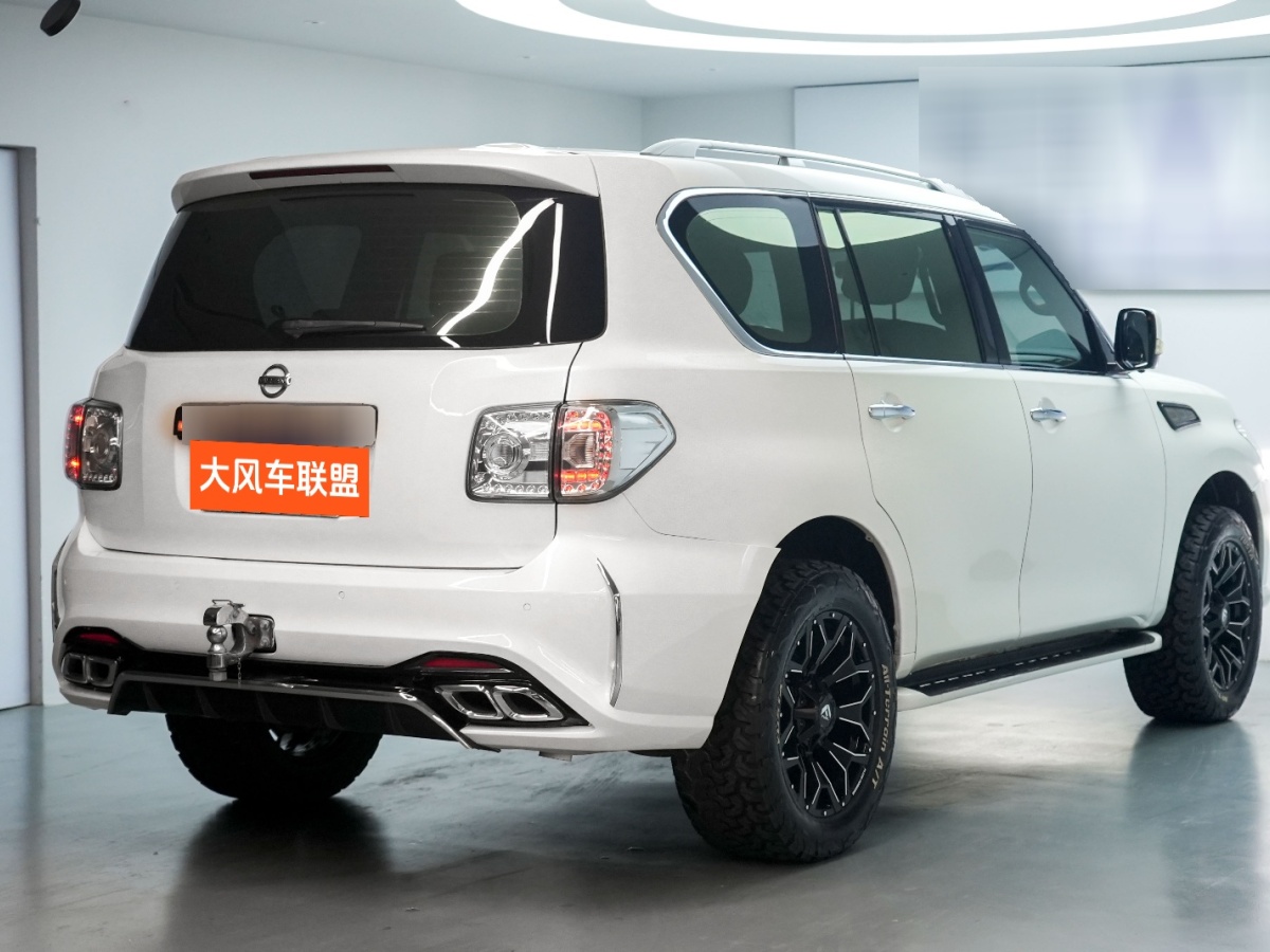 日產(chǎn) 途樂  2018款 4.0L 領(lǐng)英型圖片