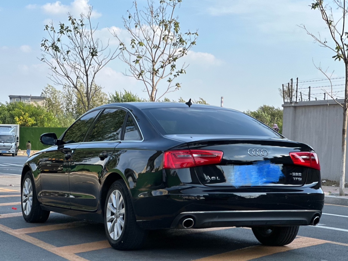 奧迪 奧迪A6L  2012款 TFSI 標(biāo)準(zhǔn)型圖片