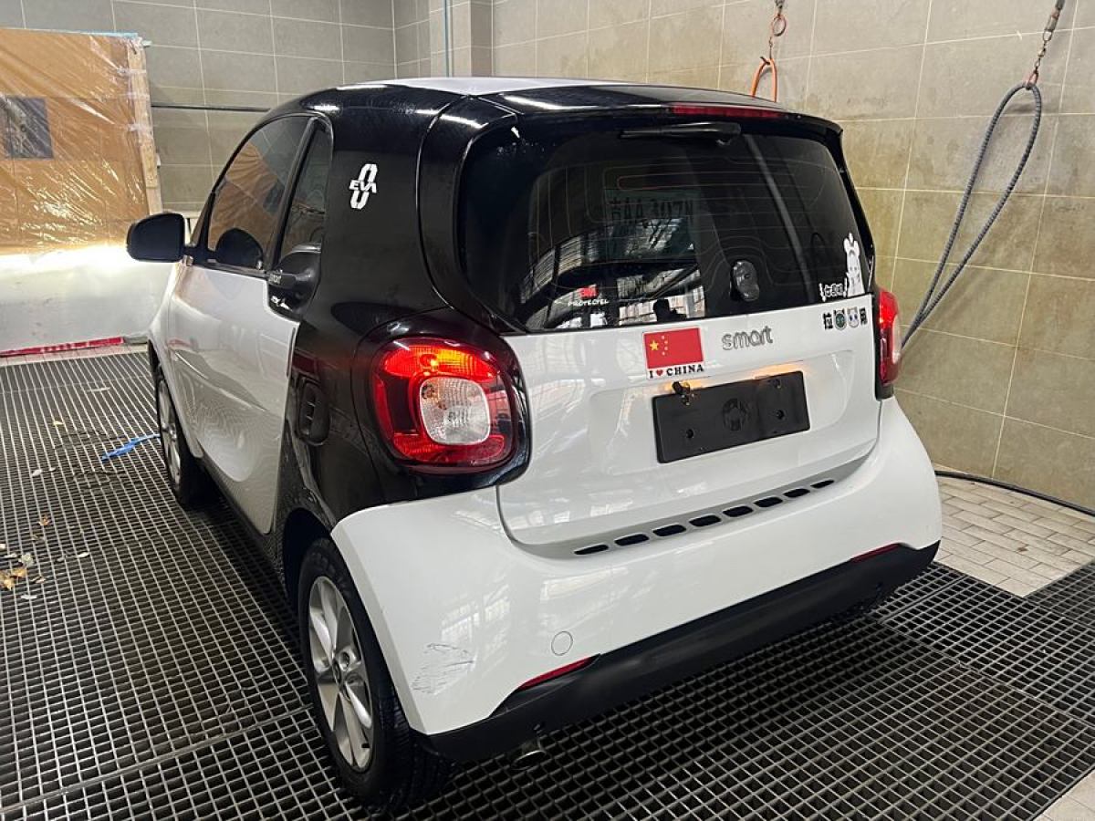 smart fortwo  2015款 1.0L 52千瓦硬頂靈動(dòng)版圖片