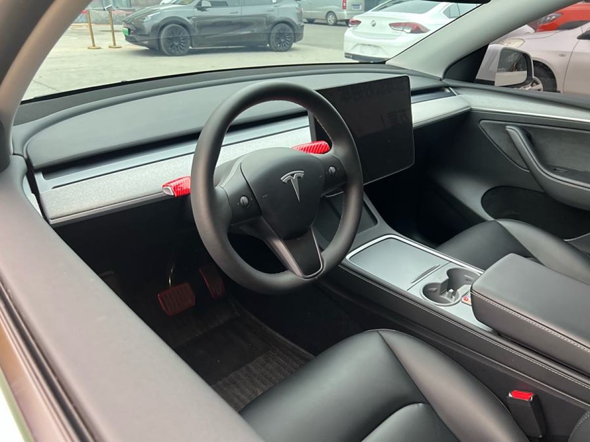 特斯拉 Model 3  2020款 改款 長(zhǎng)續(xù)航后輪驅(qū)動(dòng)版圖片