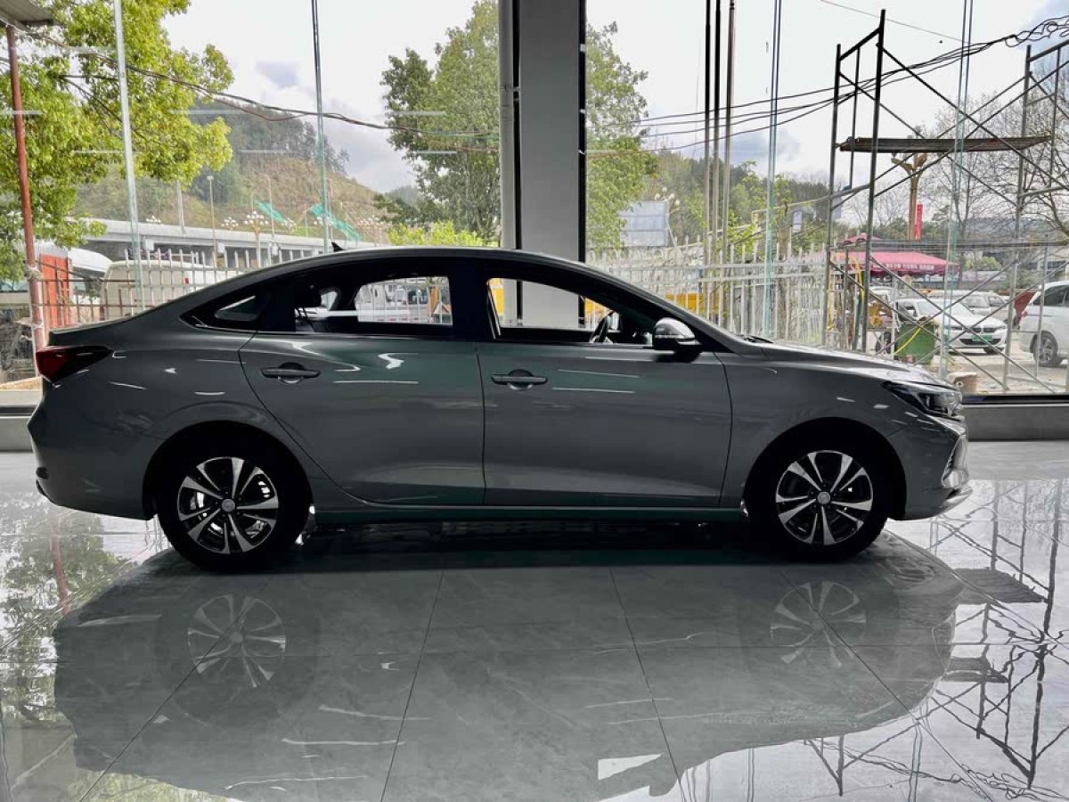 長安 逸動  2021款 PLUS 1.6L GDI CVT豪華型圖片