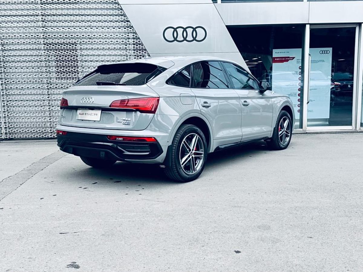 奧迪 奧迪Q5L Sportback  2022款 改款 40 TFSI 時(shí)尚型圖片