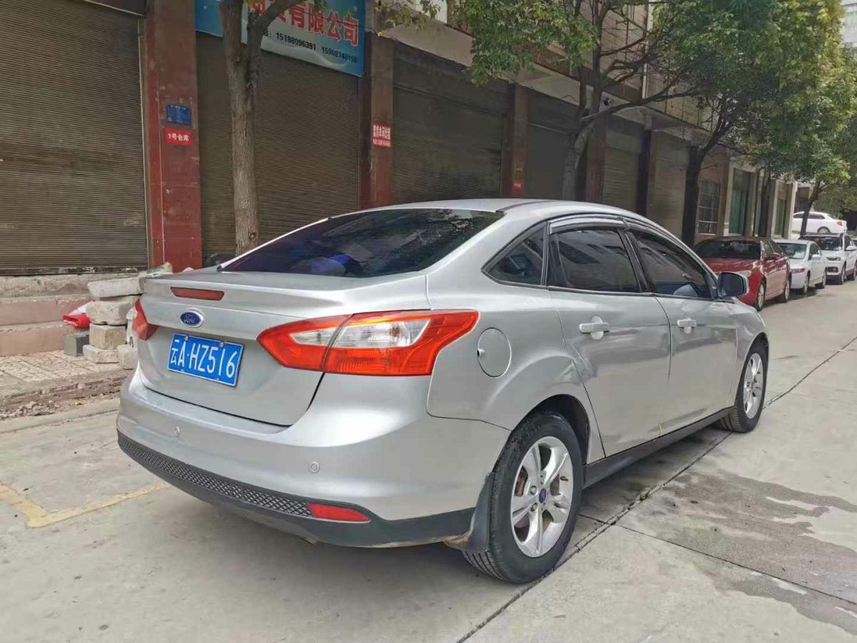 福特 ?？怂? 2013款 2.0T ST 標(biāo)準(zhǔn)版圖片