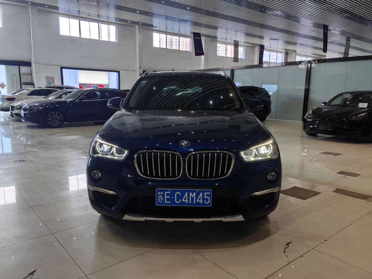 寶馬 寶馬X1  2018款 sDrive20Li 領(lǐng)先型圖片