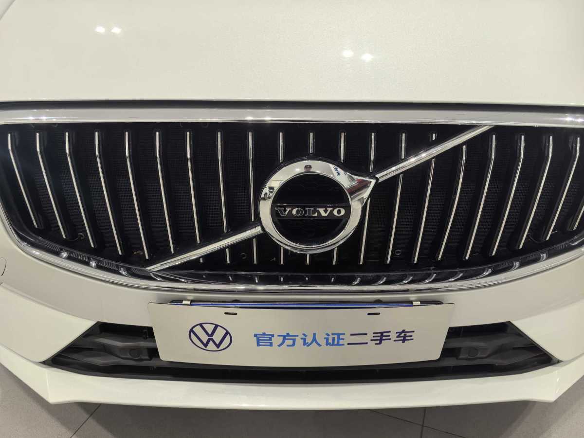 沃爾沃 XC60  2021款 T5 四驅(qū)智遠豪華版圖片