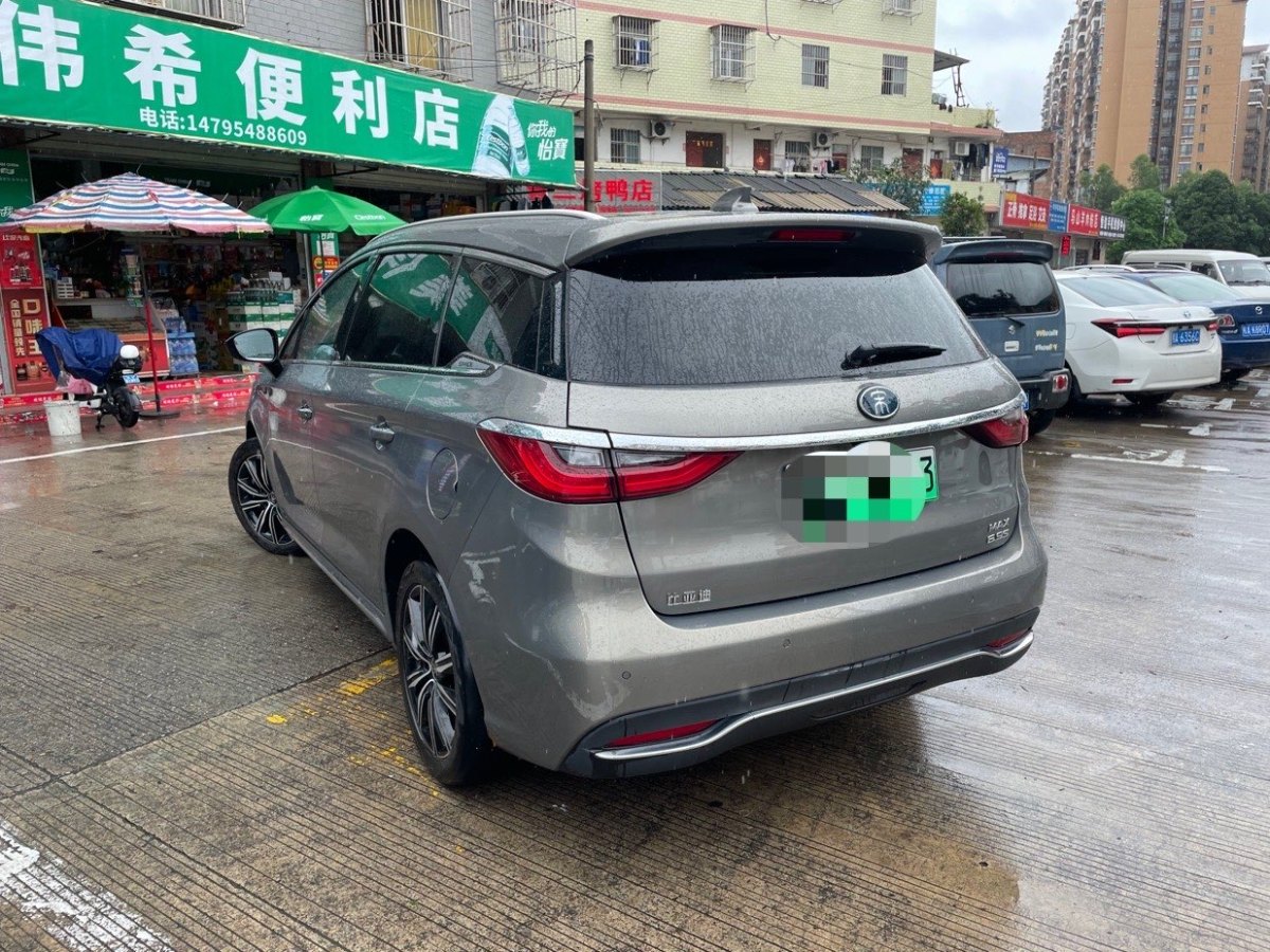 比亞迪 宋MAX新能源  2019款 DM 1.5T 智聯(lián)致耀型 6座 國(guó)V圖片