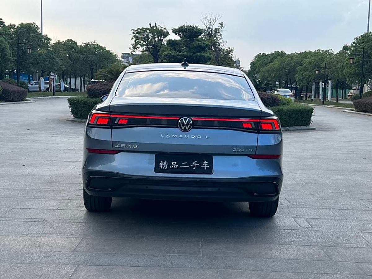 2022年8月大眾 凌渡  2022款 凌渡L 280TSI DSG炫辣版