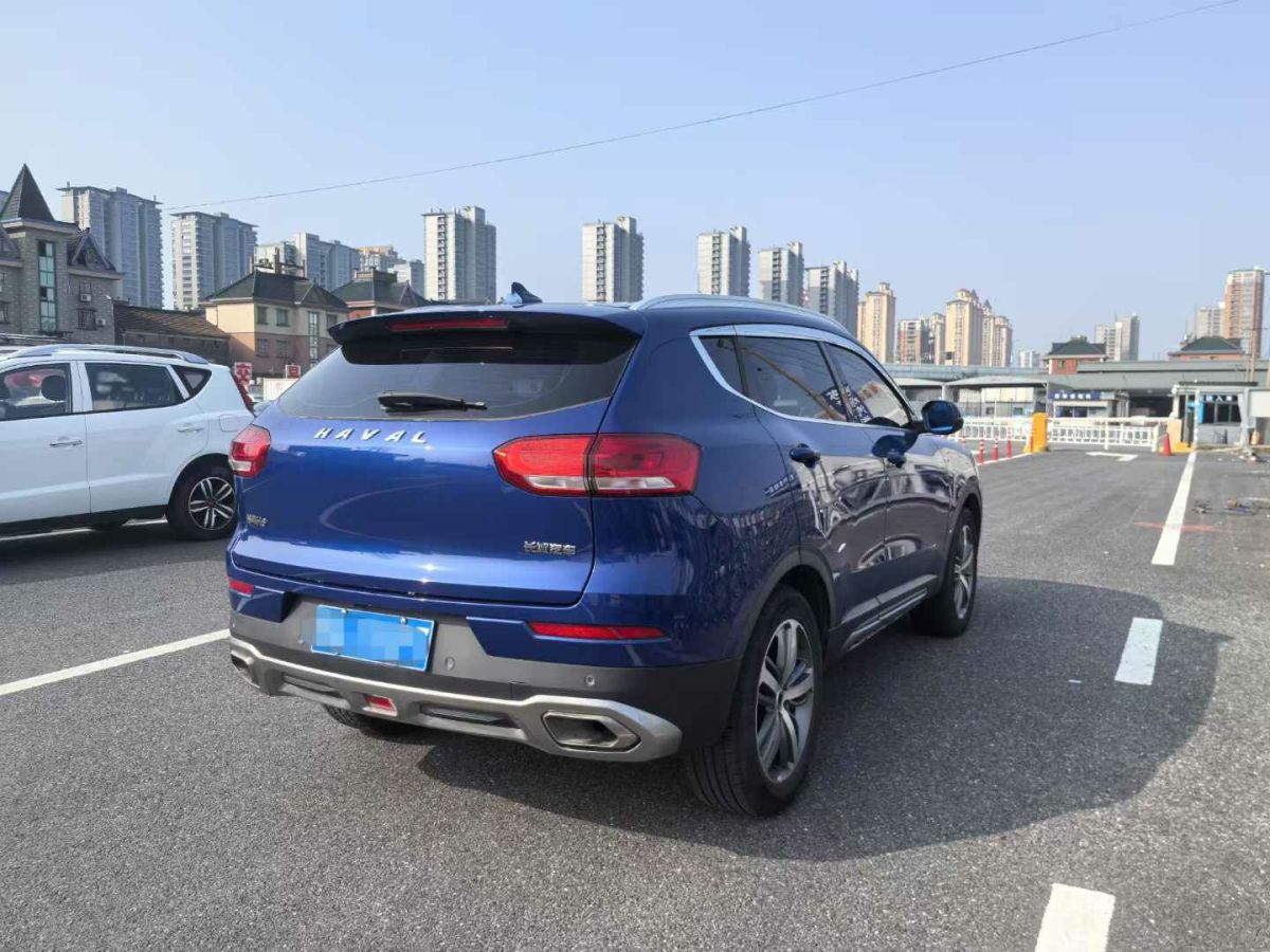 哈弗 H6  2018款 紅標(biāo)H6 COUPE 1.5T DCT兩驅(qū)豪華型圖片