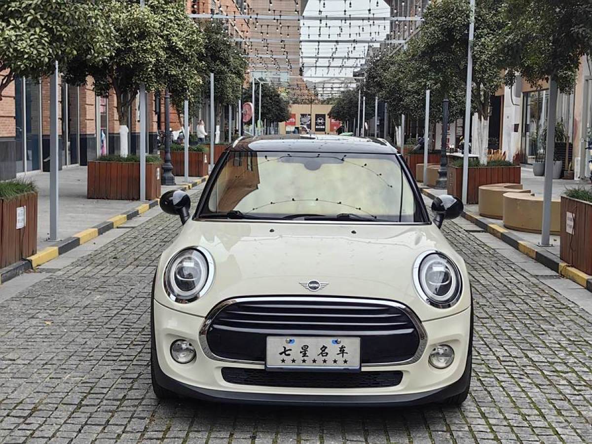 MINI MINI  2018款 1.5T COOPER 經(jīng)典派 五門版圖片