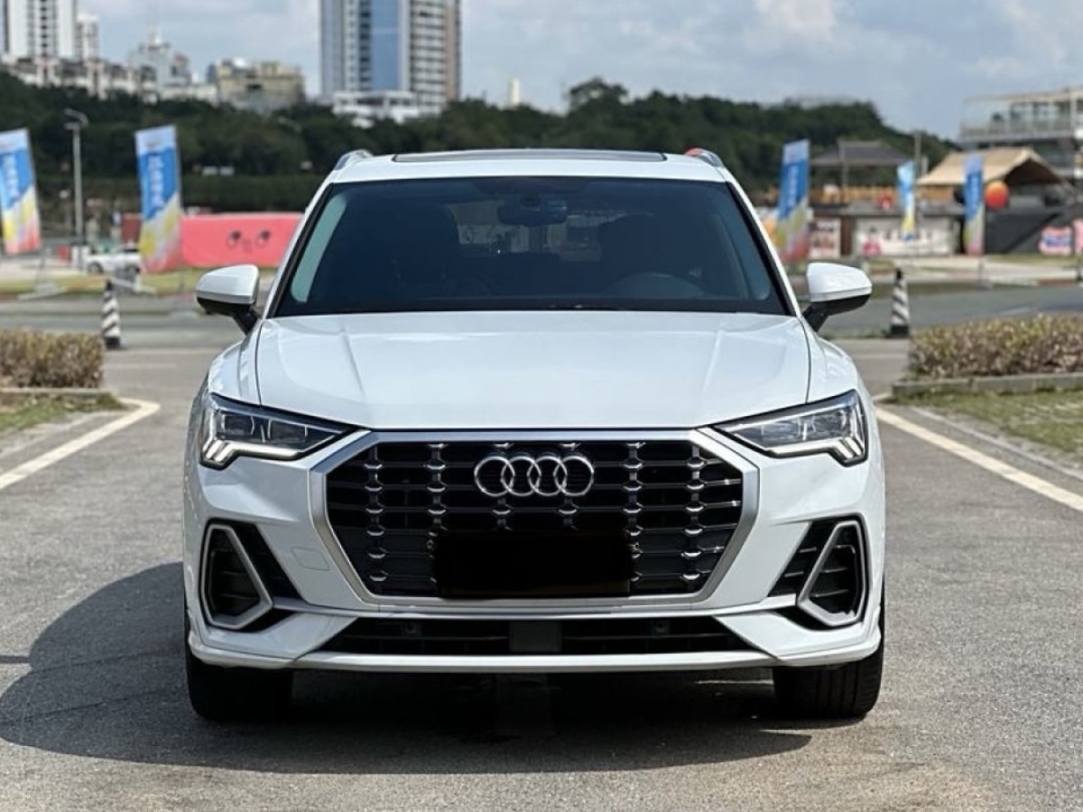 奧迪 奧迪Q3  2020款 35 TFSI 時(shí)尚動(dòng)感型圖片