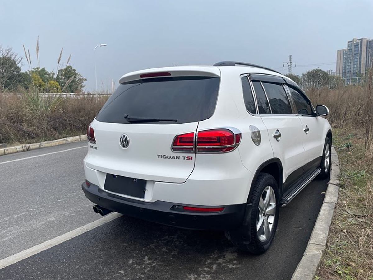 大眾 途觀  2013款 1.8TSI 自動(dòng)兩驅(qū)豪華型圖片