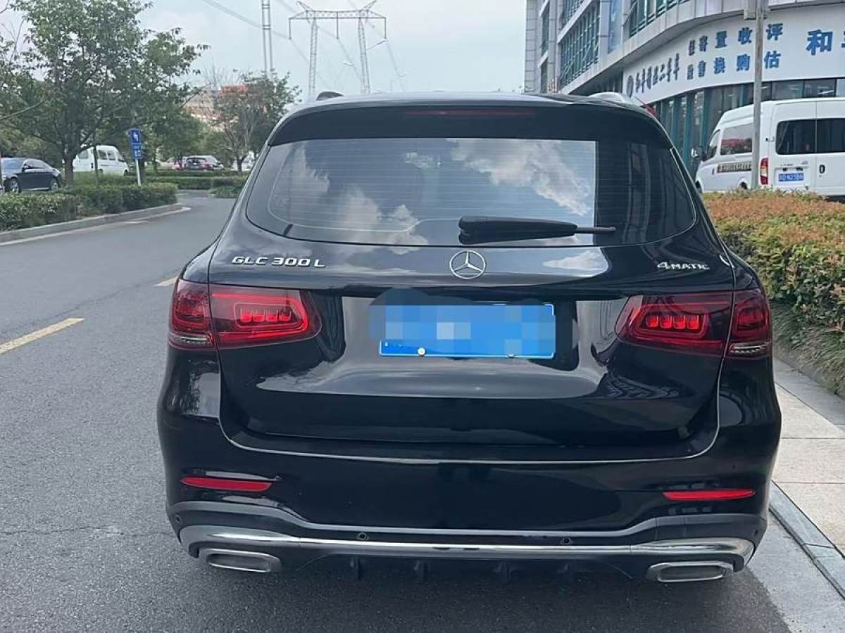 奔馳 奔馳GLC  2018款 改款 GLC 300 4MATIC 動感型圖片