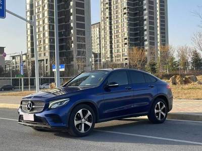 2017年1月 奔馳 奔馳GLC(進(jìn)口) 改款 GLC 300 4MATIC 轎跑SUV圖片