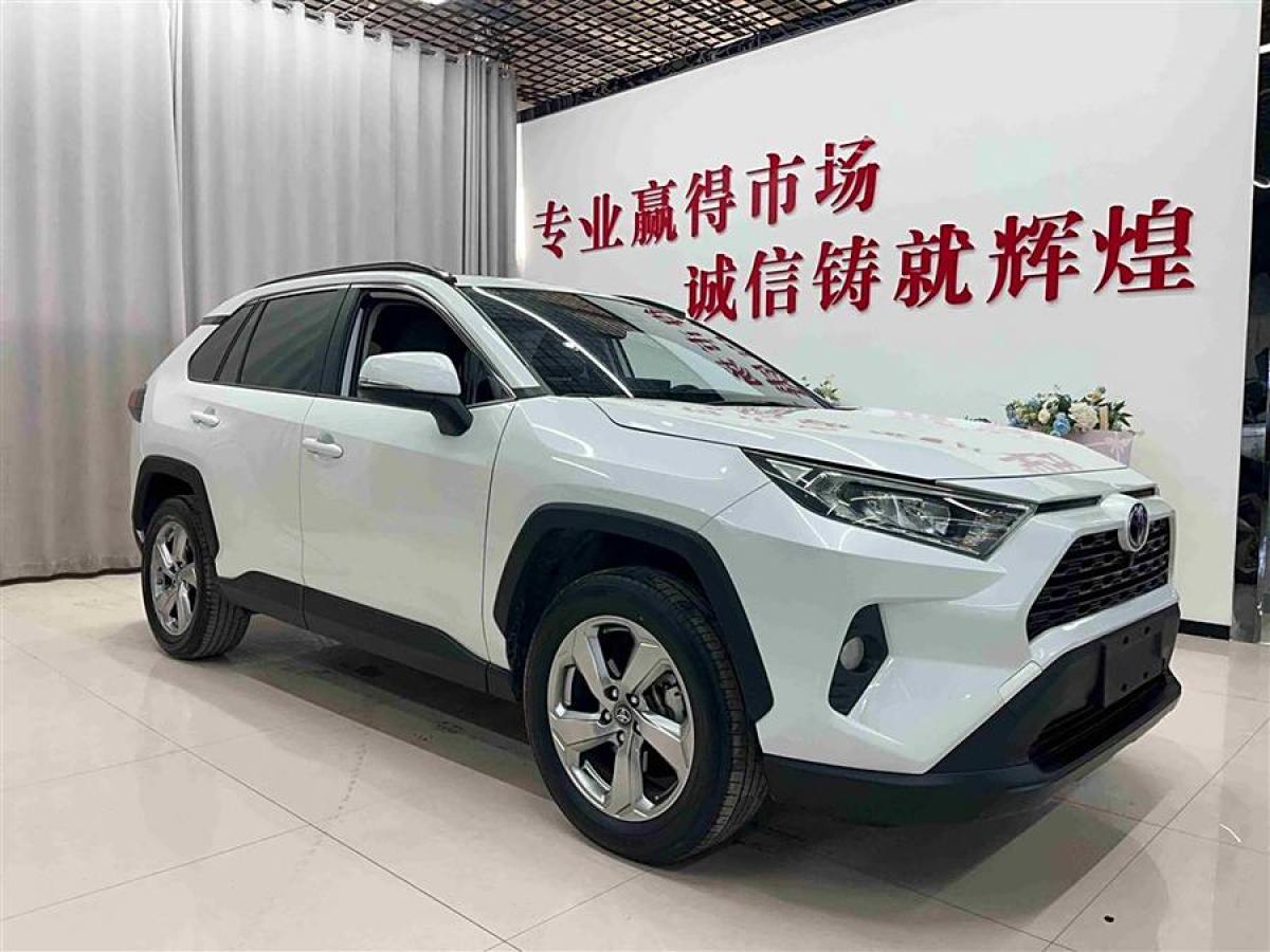 2022年4月豐田 RAV4榮放  2021款 2.0L CVT四驅(qū)風尚版