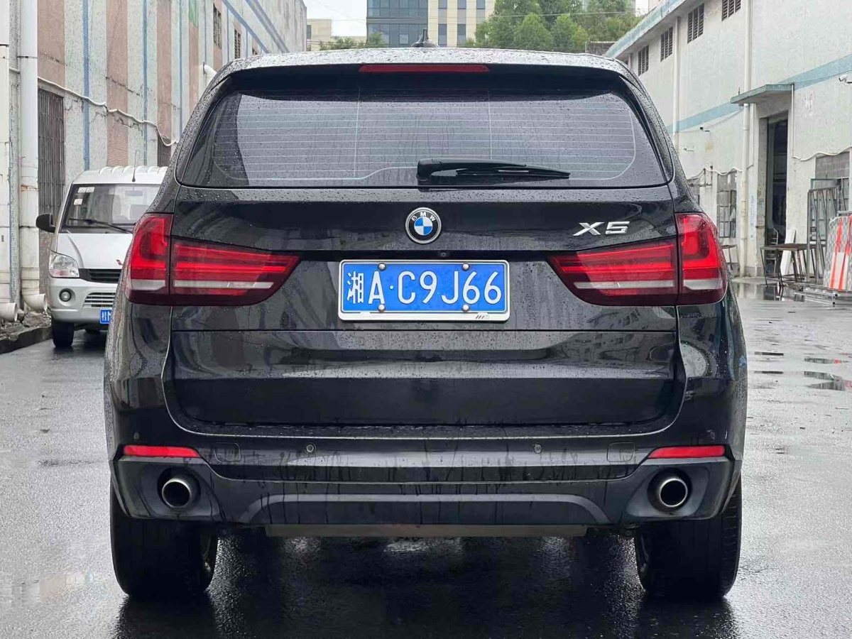 寶馬 寶馬X5  2017款 xDrive35i 領(lǐng)先型圖片