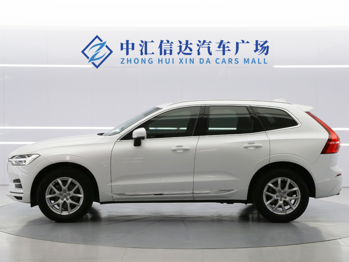 沃尔沃 XC60  2020款 T5 四驱智逸豪华版图片