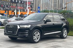 奥迪Q7 奥迪 45 TFSI 舒适型