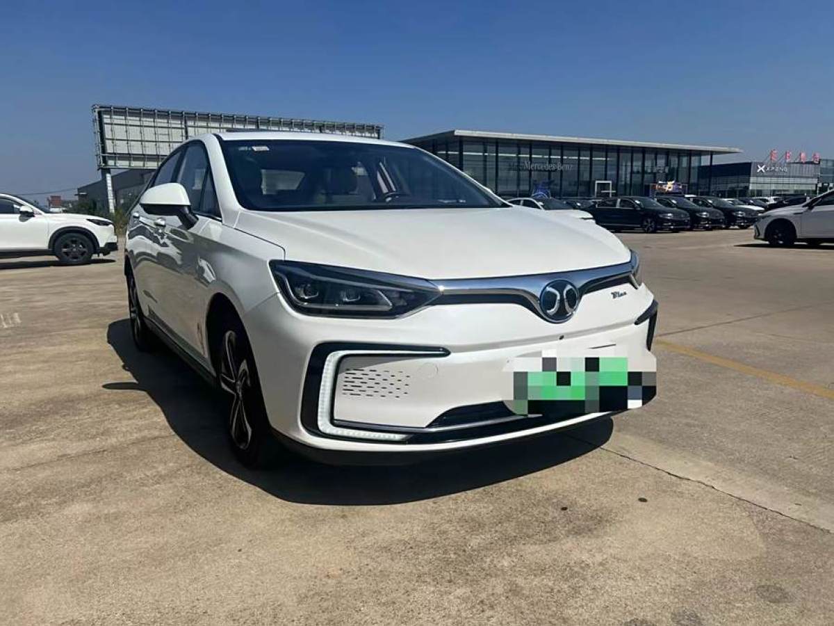 北汽新能源 EU5  2019款 R600 智領(lǐng)版圖片