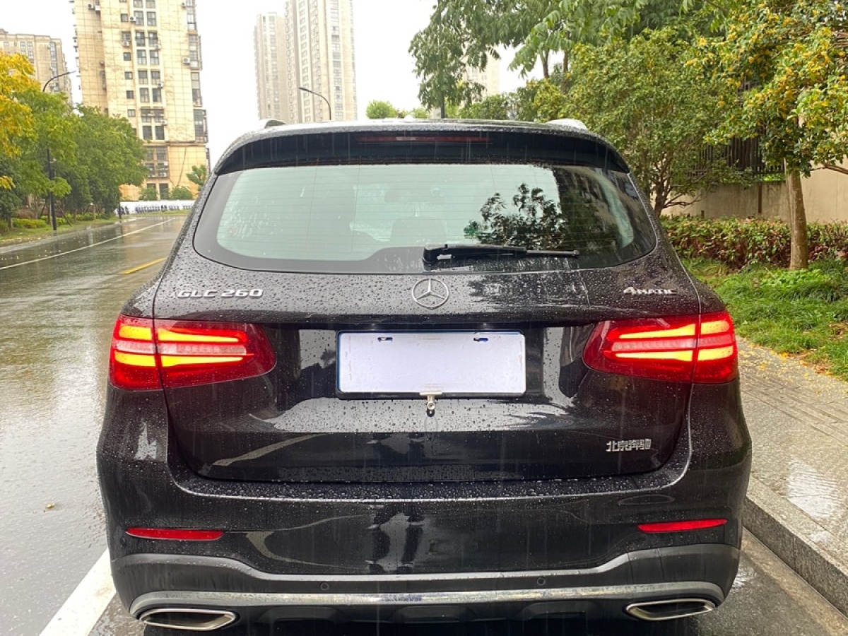 2017年2月奔馳 奔馳GLC  2017款 GLC 260 4MATIC 豪華型