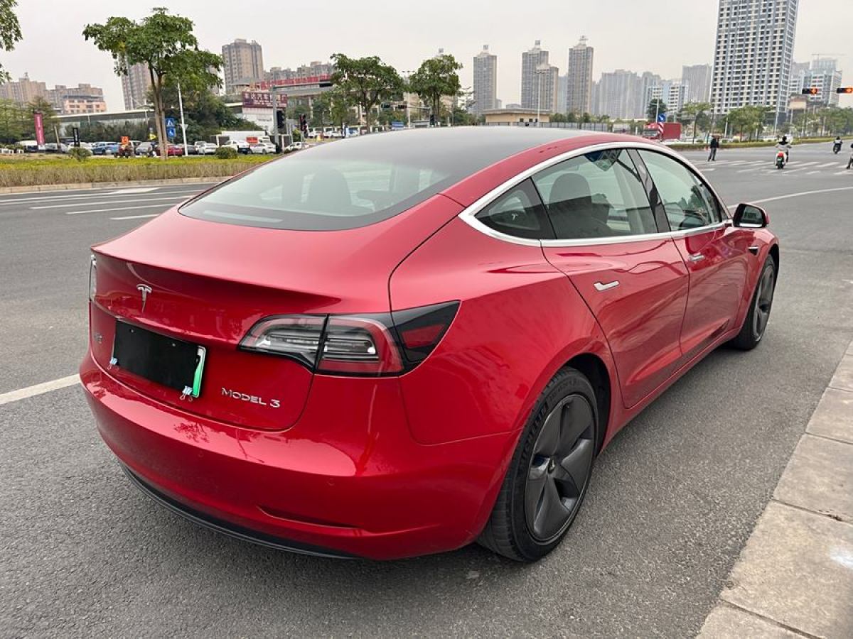 特斯拉 Model 3  2020款 改款 標準續(xù)航后驅(qū)升級版圖片