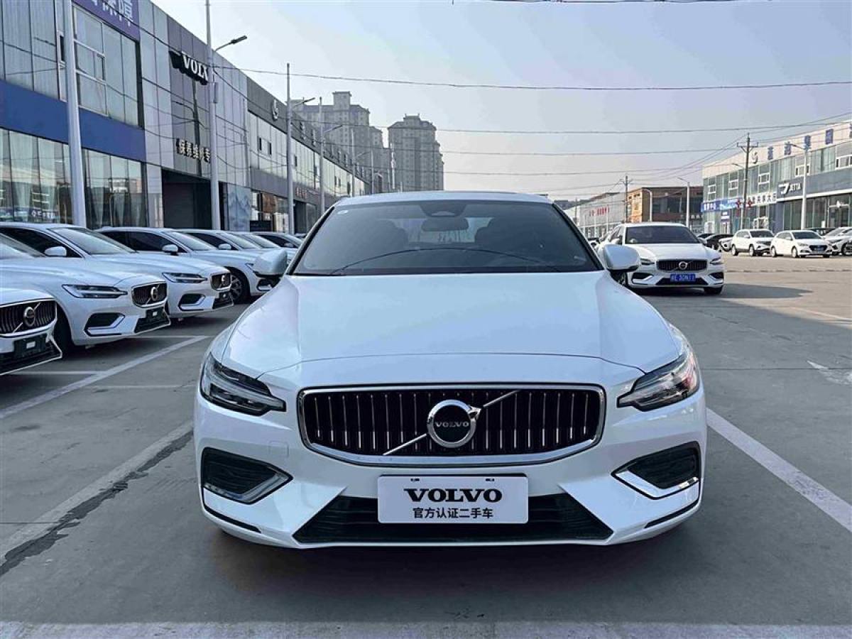 2023年6月沃爾沃 S60L  2023款 B4 智遠豪華版