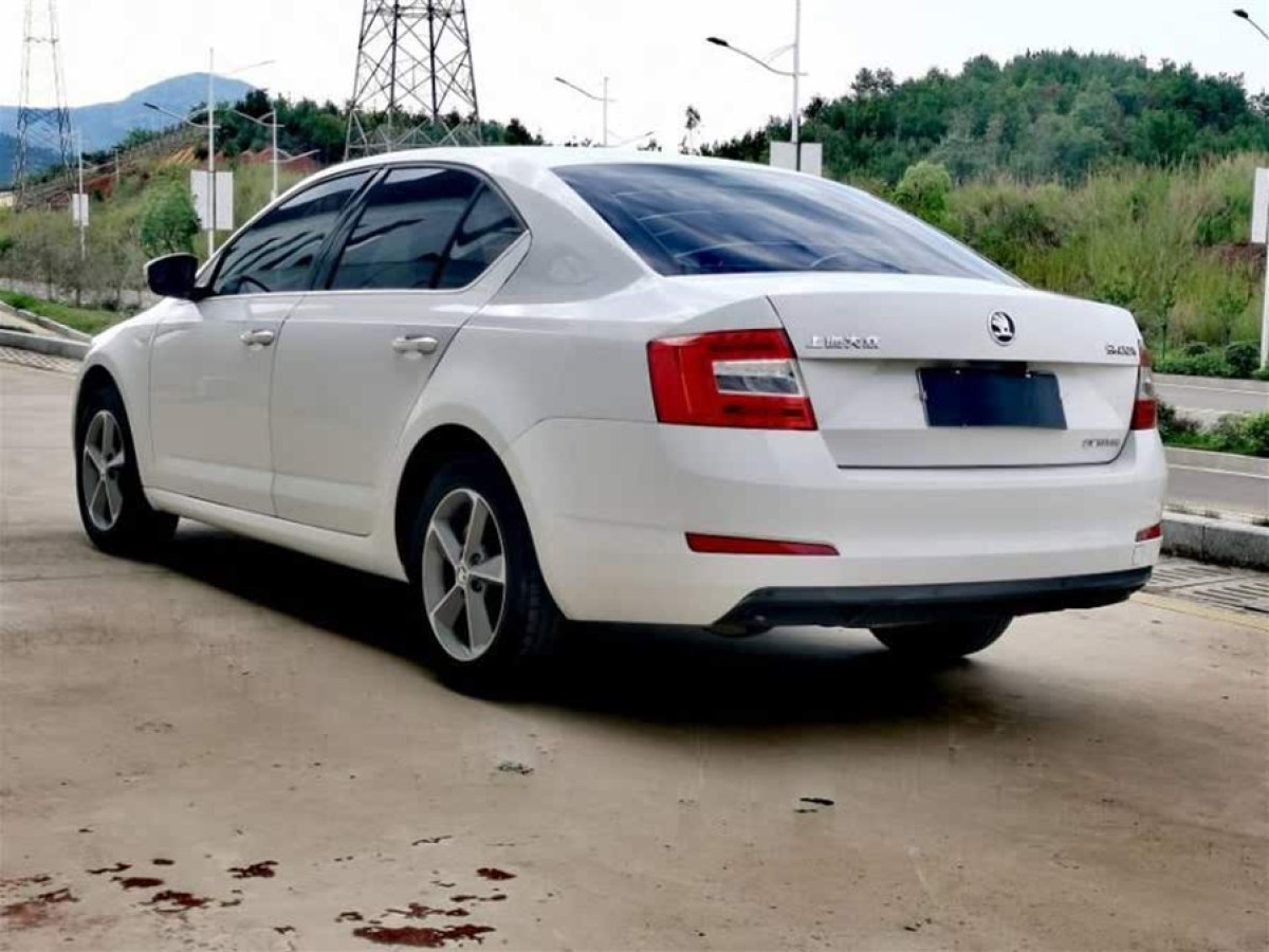 斯柯達 明銳  2015款 經(jīng)典款 1.6L 自動逸杰版圖片