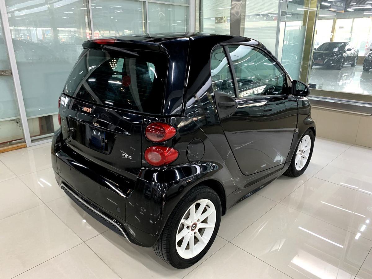 2013年3月smart fortwo  2012款 1.0 MHD 硬頂激情版