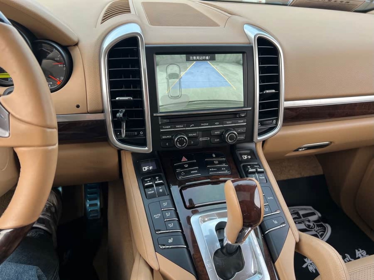 保時(shí)捷 Cayenne  2011款 Cayenne 3.0T圖片