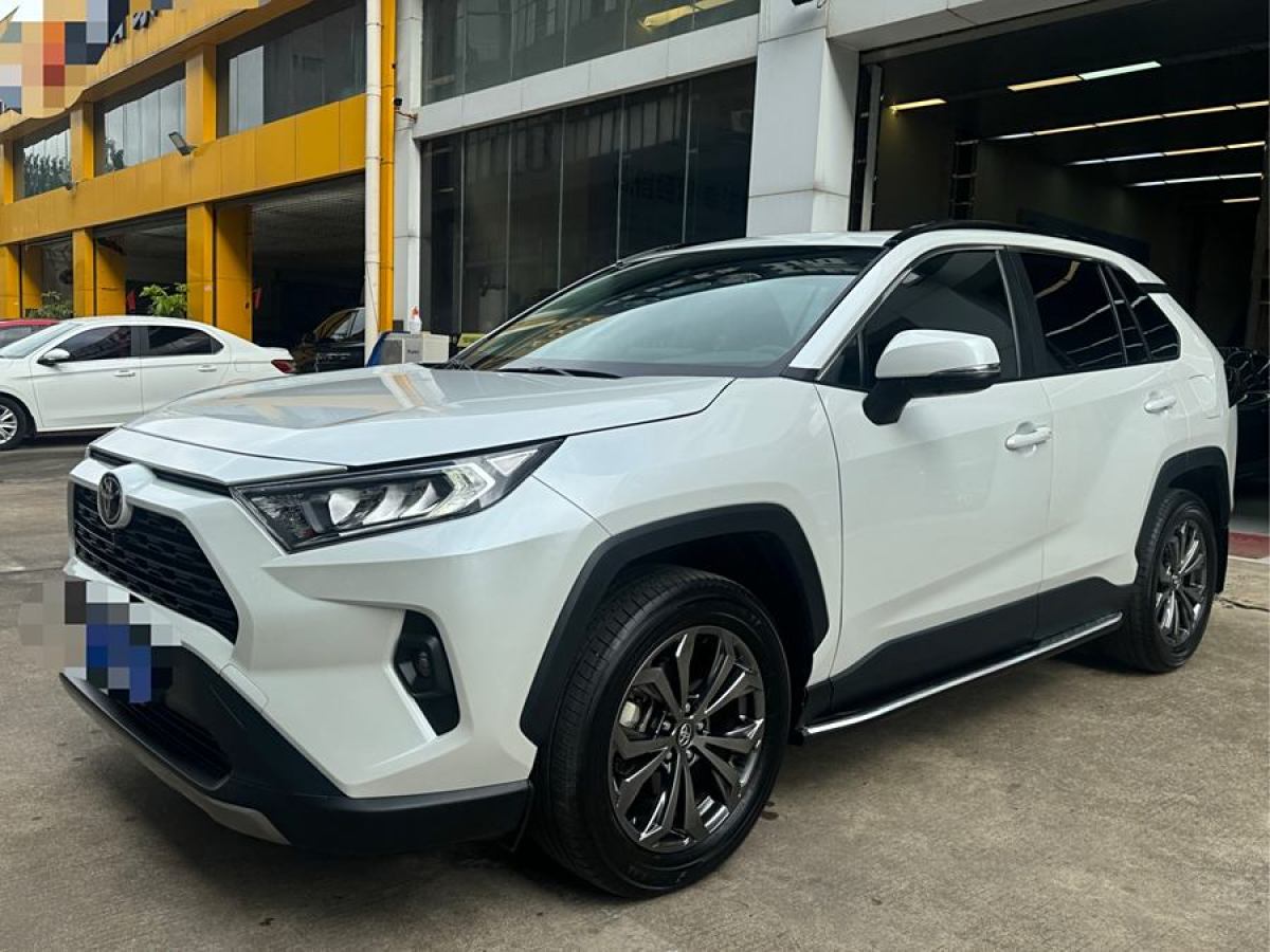 2023年7月豐田 RAV4榮放  2023款 2.0L CVT兩驅(qū)風(fēng)尚Plus版