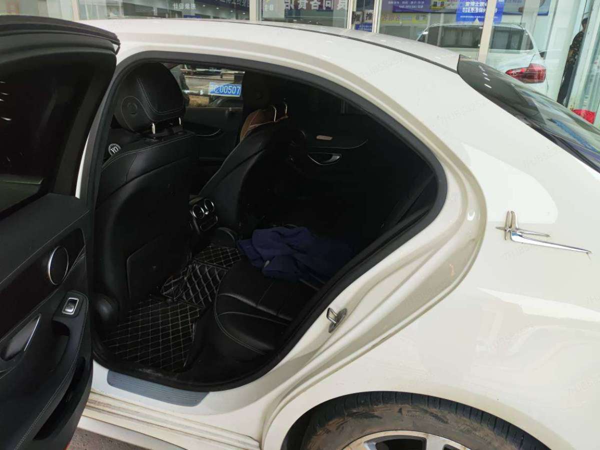 奔馳 奔馳C級  2019款 C 200 L 動感型運動版圖片