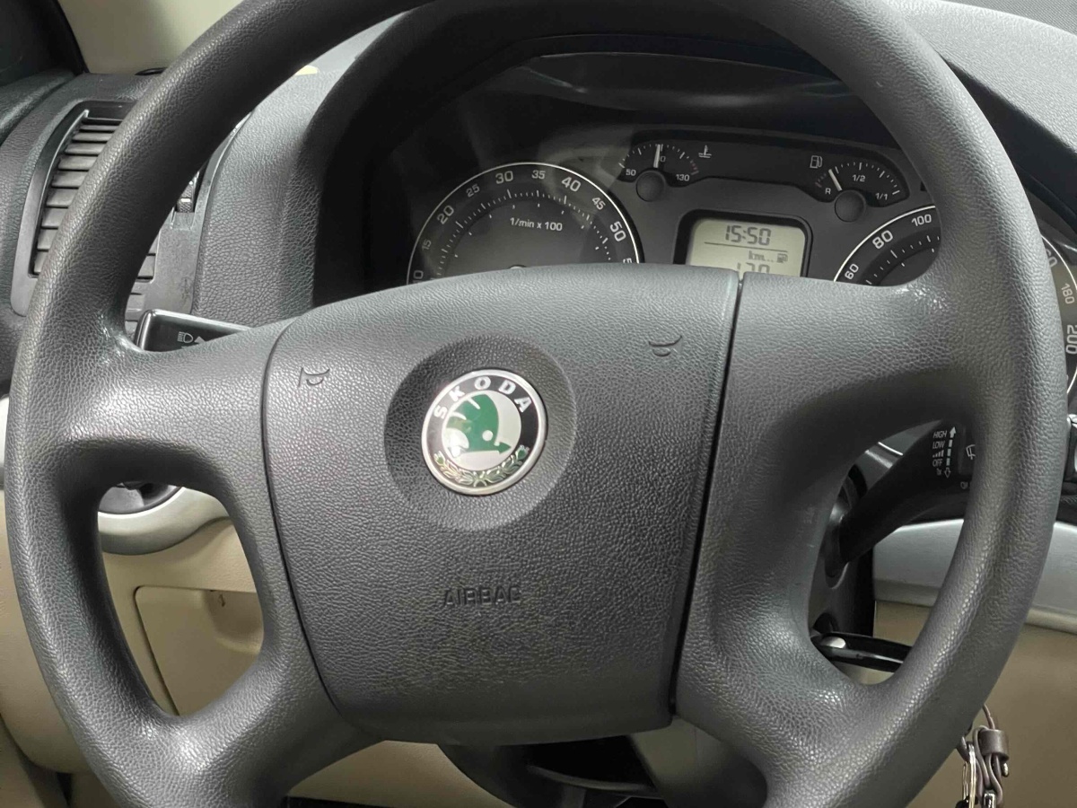 斯柯達 明銳  2009款 1.6L 手動逸仕版圖片