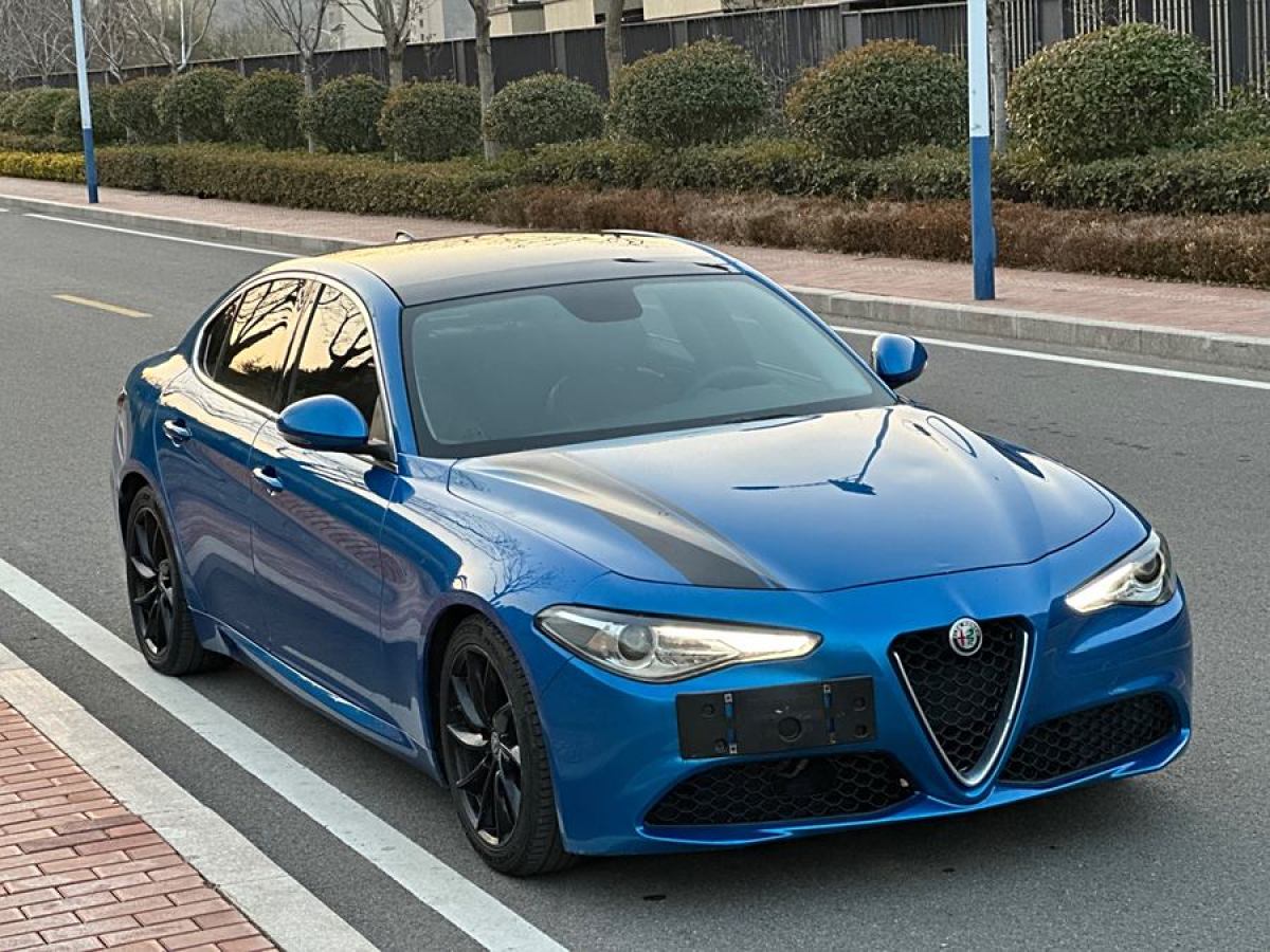 阿爾法·羅密歐 Giulia  2017款 2.0T 200HP 豪華版圖片