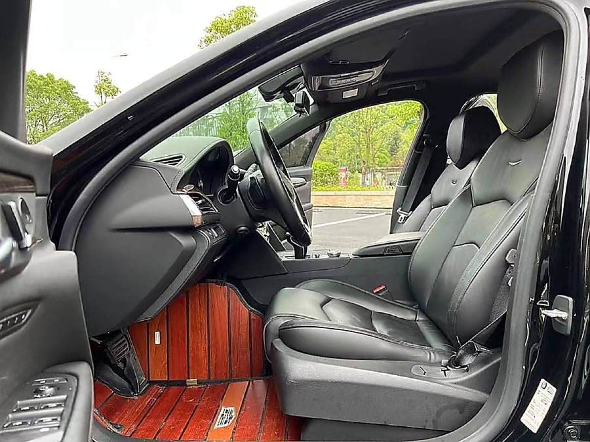 凱迪拉克 CT6  2019款 28T 豪華型圖片