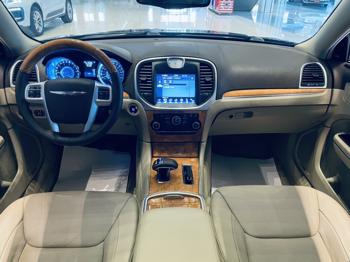 克萊斯勒 300C  2013款 3.6L 尊適版圖片