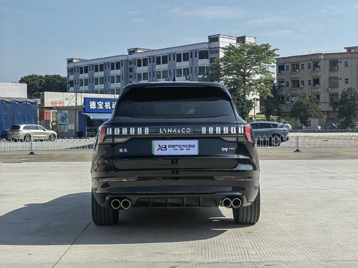 領(lǐng)克 領(lǐng)克09新能源  2021款 2.0T PHEV Halo 七座圖片