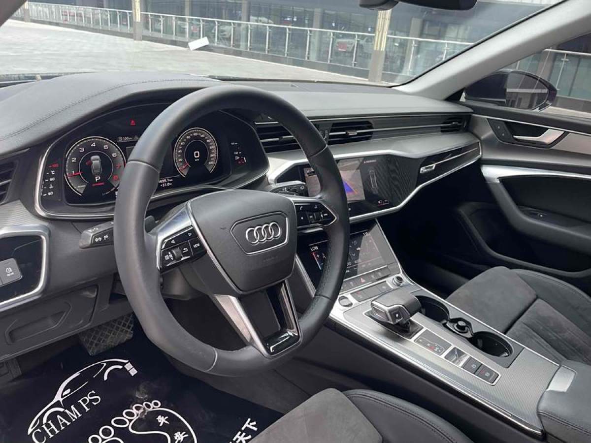 奧迪 奧迪A6  2021款 Avant 先鋒派 45 TFSI 臻選動感型圖片