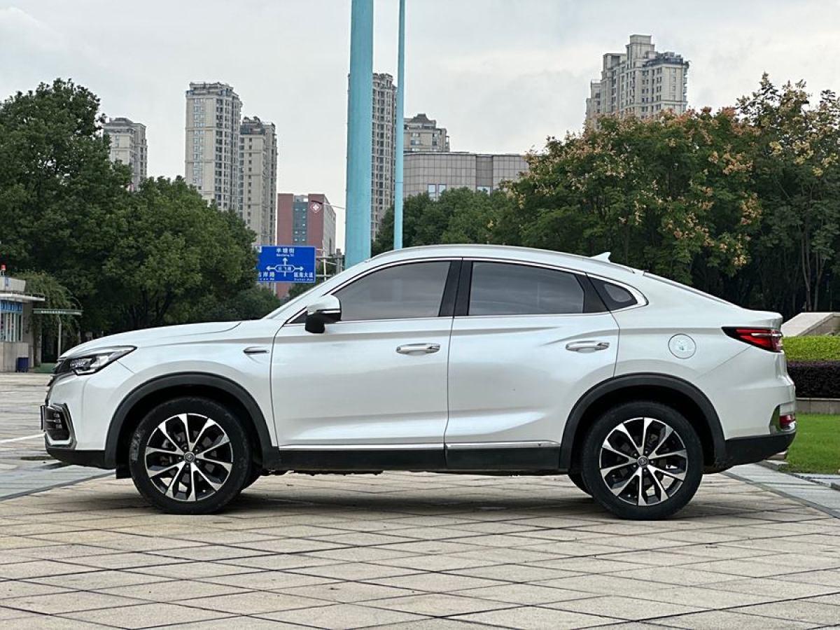 長(zhǎng)安 CS85 COUPE  2019款  2.0T 動(dòng)版 國(guó)VI圖片