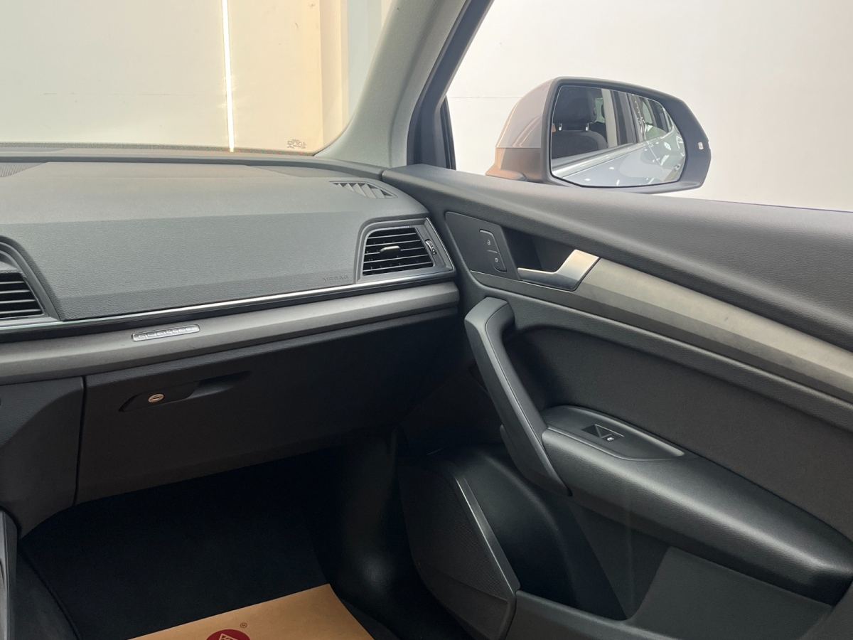 2019年12月奧迪 奧迪Q5L  2018款 40 TFSI 榮享進取型